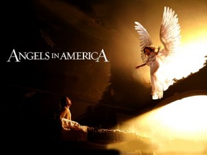 نقد و بررسي سريال فرشتگان در آمريكا Angels In America