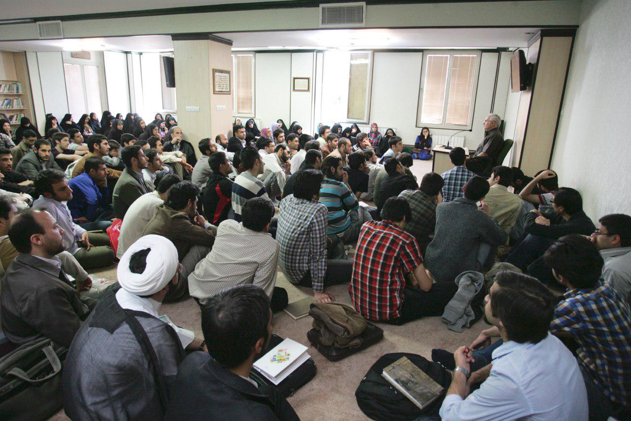 من انقلابی ام