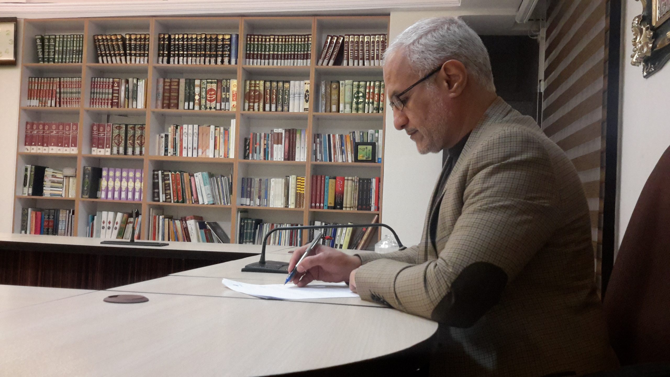 استاد حسن عباسی